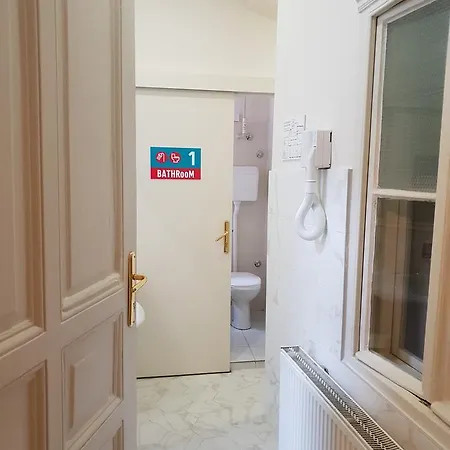 Booking Bnb 3* Belgrade